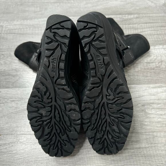 Earth Knoll Wedge Boots Black Suede Buckles Goth Dark Academia Size 7 1/2 - Picture 5 of 7